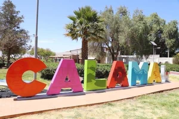 2 Torres Calama Exterior foto